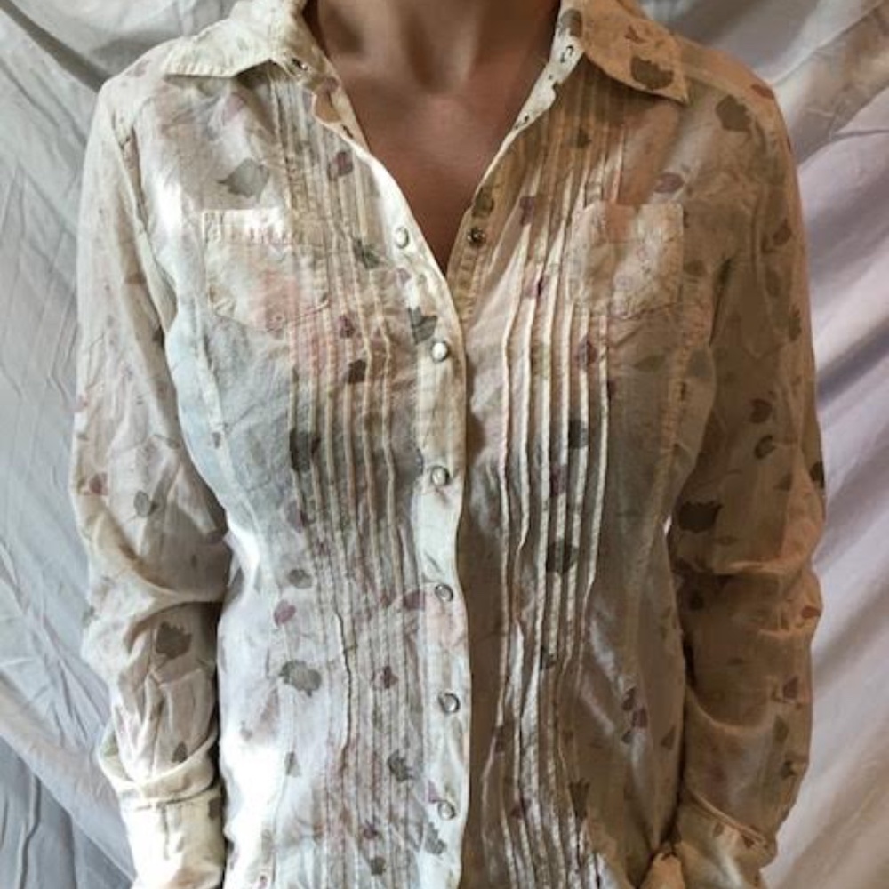 Women's White Long Sleeve Button Up